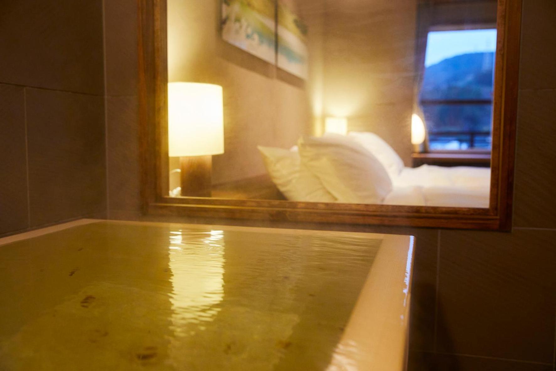 Ryokan Oomuraya Ureshino Eksteriør billede